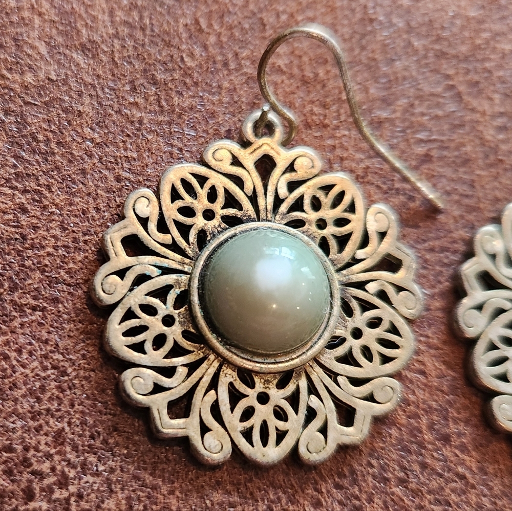 Celtic Knots Sterling Silver Filigree Earrings - Picture 2 of 4